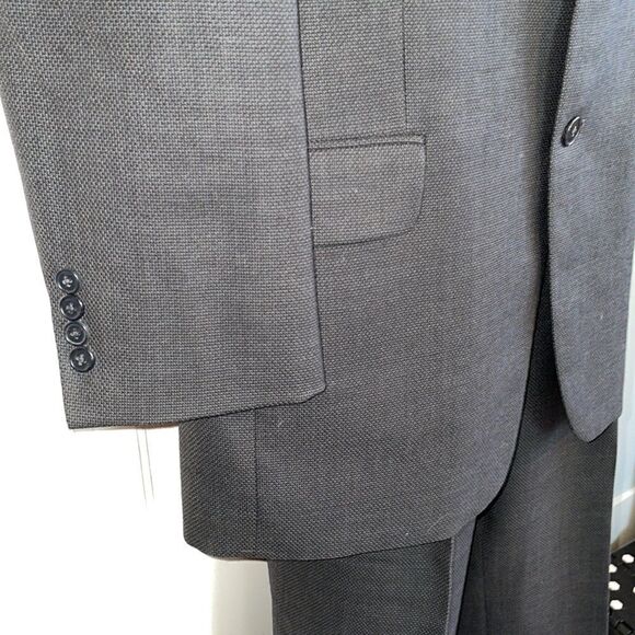 Joseph Abboud black wool suit - Picture 7 of 16